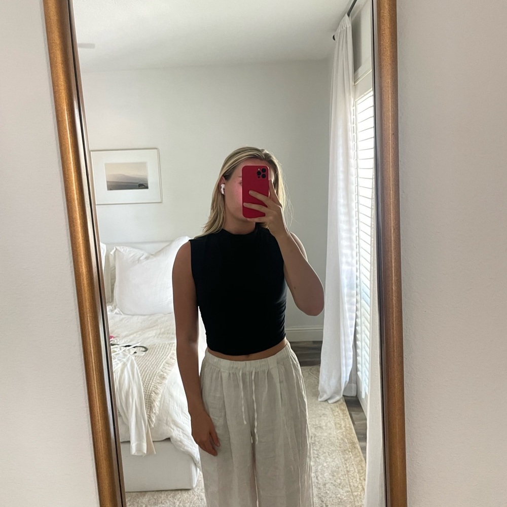 Reformation Lindy knit top